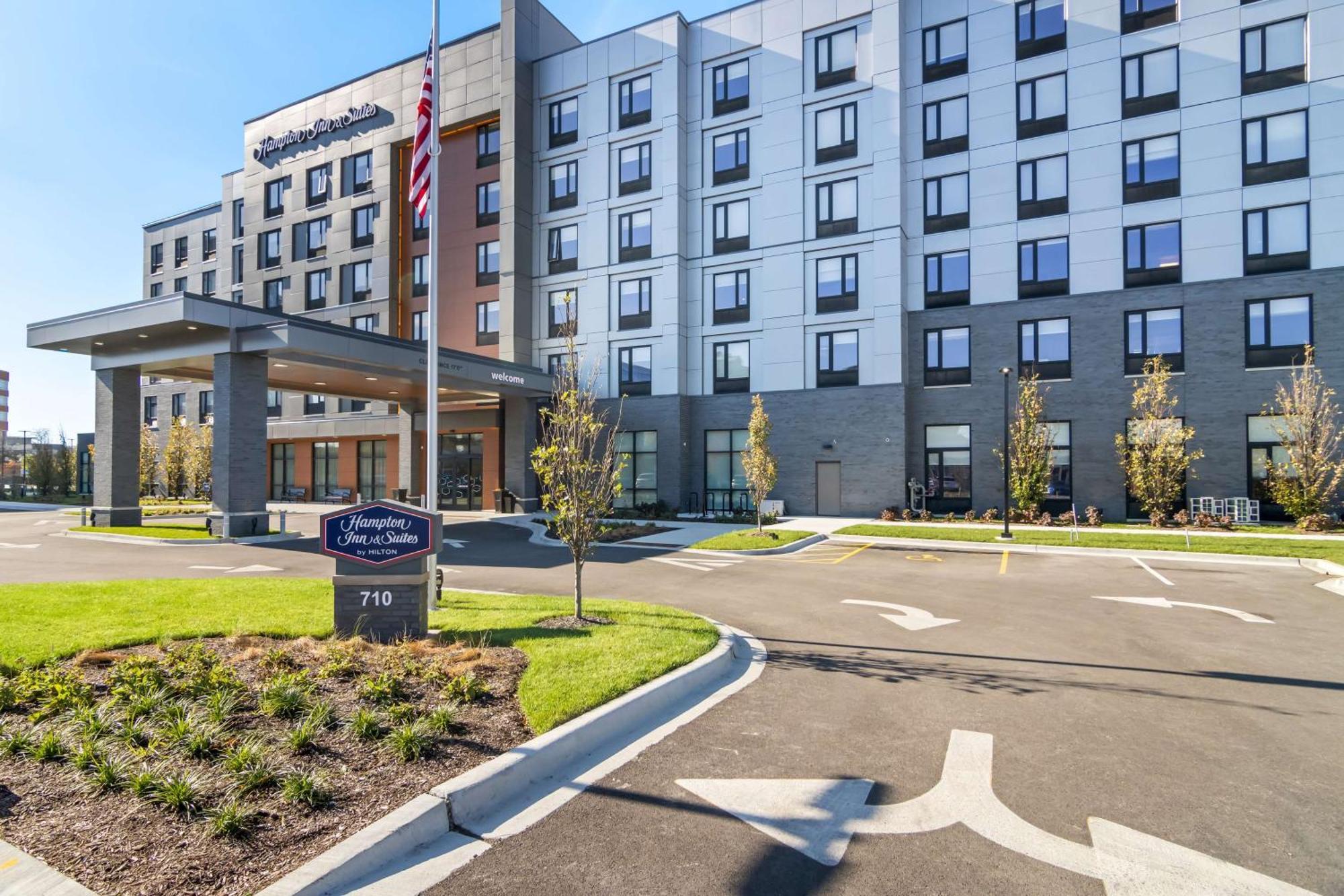 Hampton Inn & Suites Chicago Medical District Uic Esterno foto