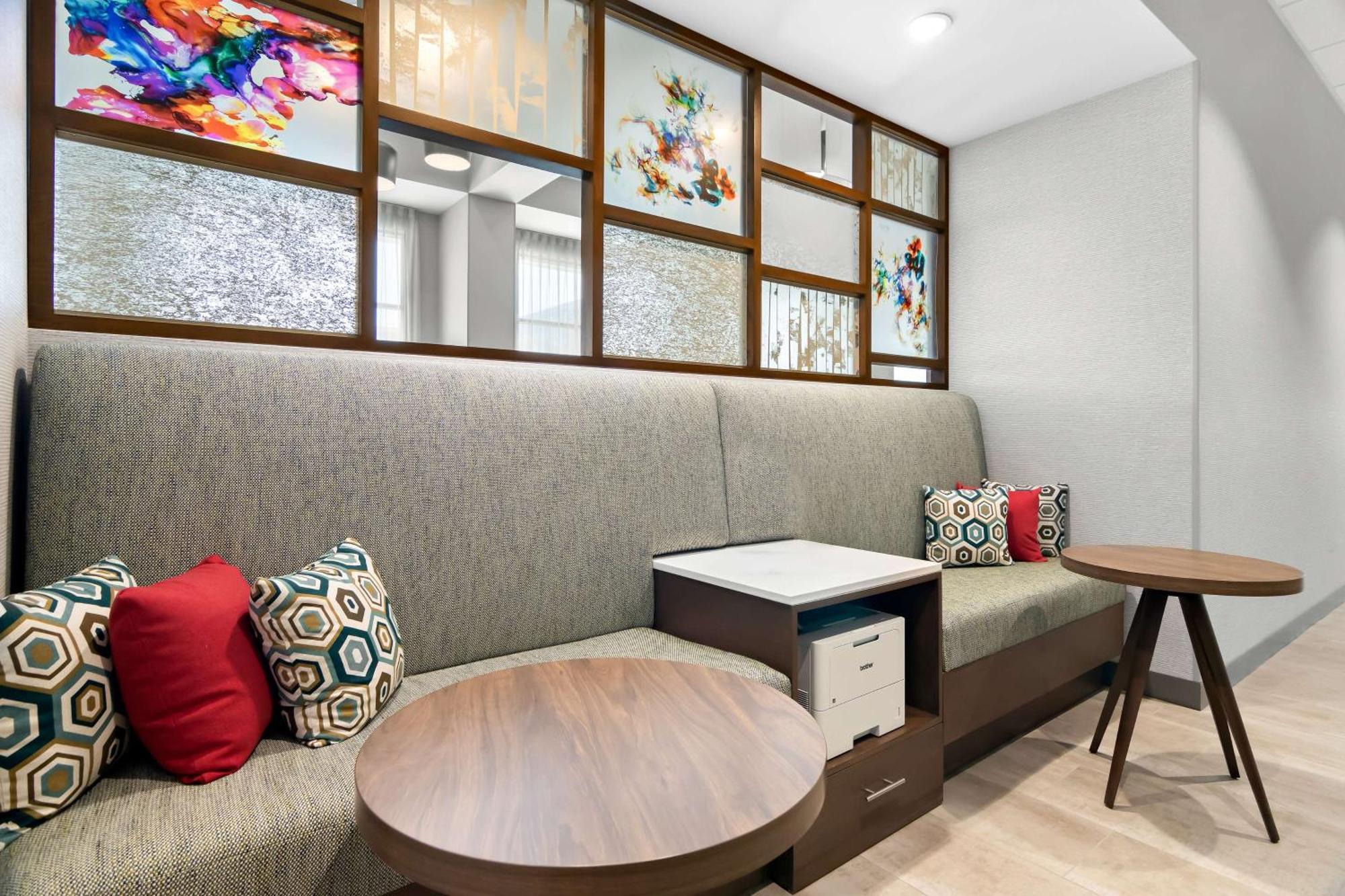 Hampton Inn & Suites Chicago Medical District Uic Esterno foto